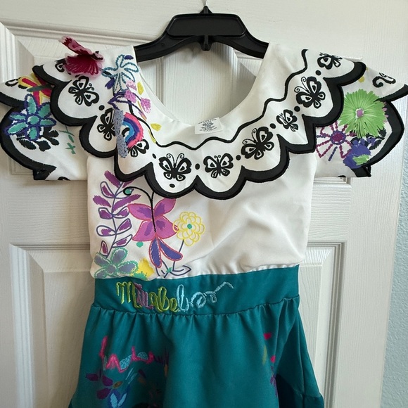 Disney Encanto Mirabel Dress & Glasses Bibbidi Bobbidi Boutique 7/8 Exclusive - Picture 13 of 15
